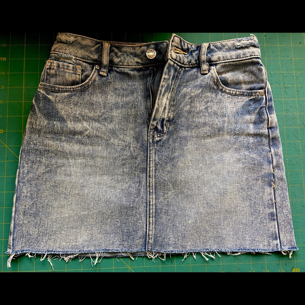 PacSun denim skirt size 24